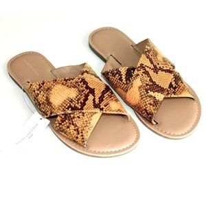 Banana Republic Snakeskin Embossed Crossover Slide Sandals Size 8